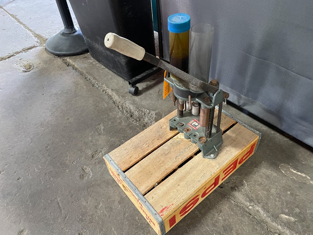 Vintage Shotshell Reloading Press (Neenah, WI)