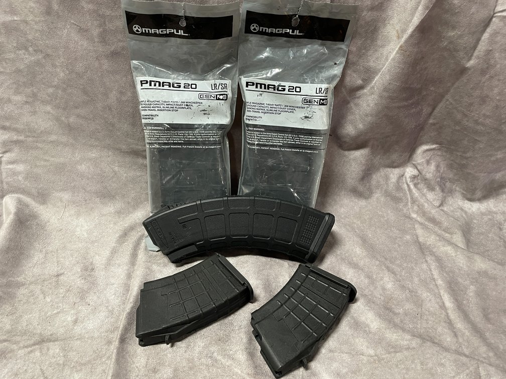 Rifle Magazines (Neenah, WI)