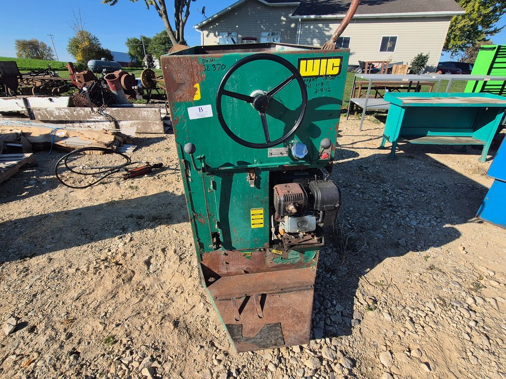 WIC 45 Feed Cart