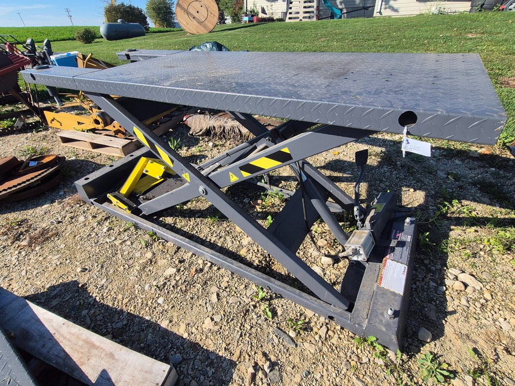Ranger Motorcycle/ATV Service Lift