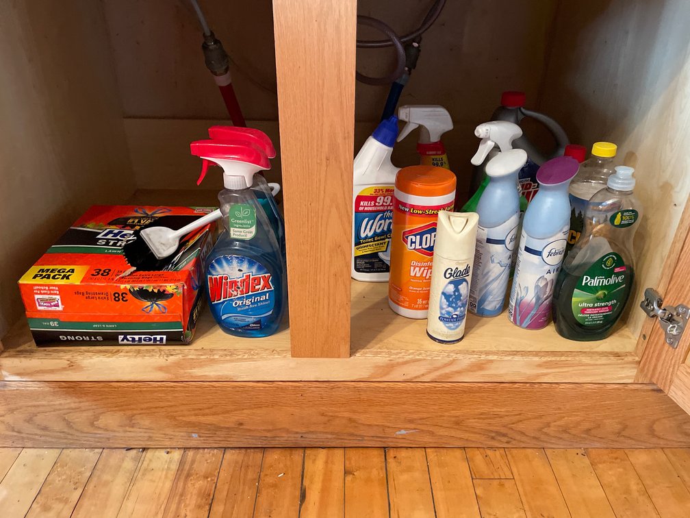 Contents to Kitchen Cabinets