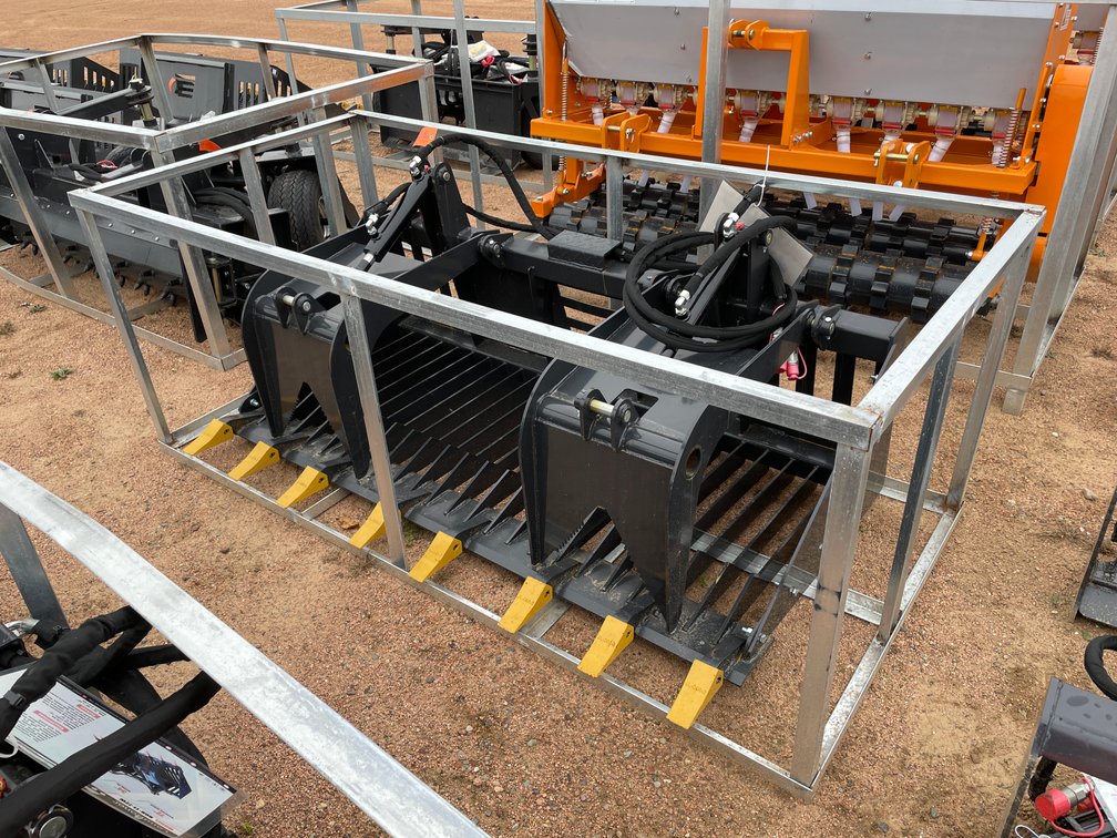 LandHonor Hydraulic Rock Bucket Attachment