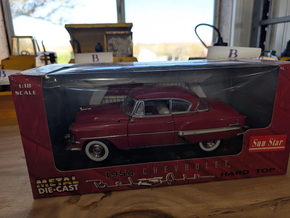 1:18 Scale Collectibles