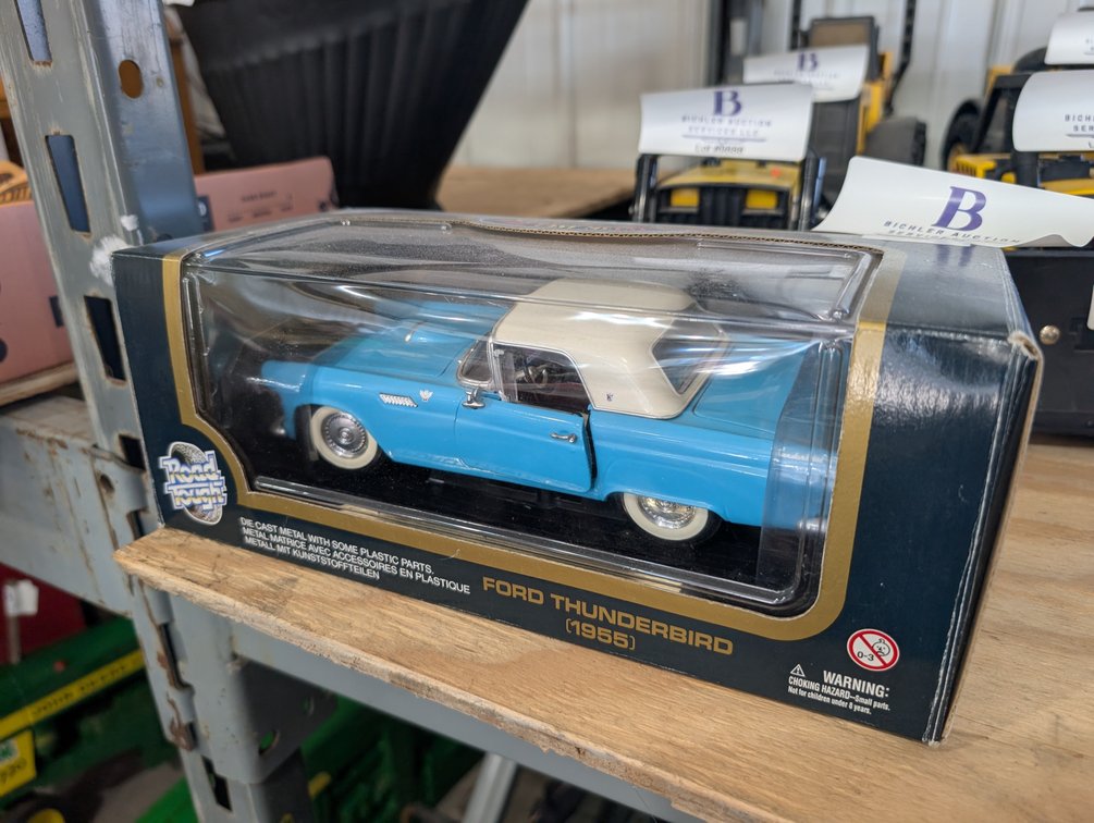 1:18 Scale Collectibles