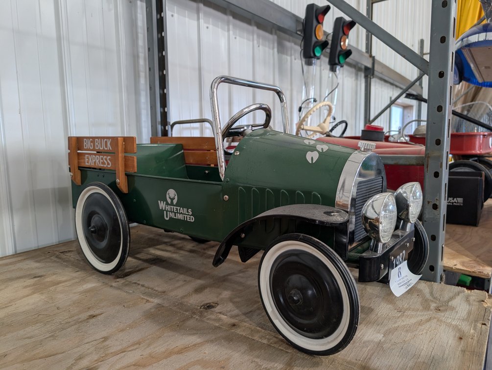 Pedal Truck