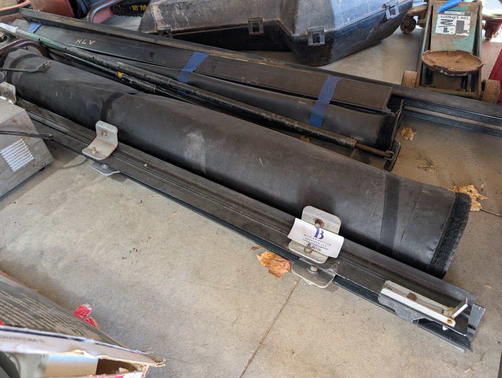 Toyota Tacoma Tonneau Cover