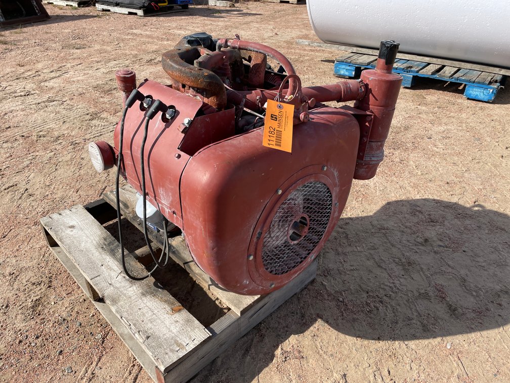 Wisconsin 4-Cylinder Engine