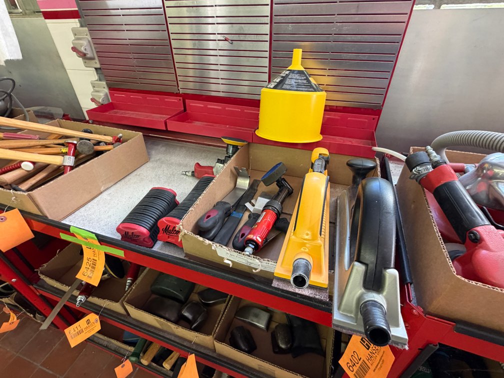 Pneumatic Buffer and Vacuum Sanders
