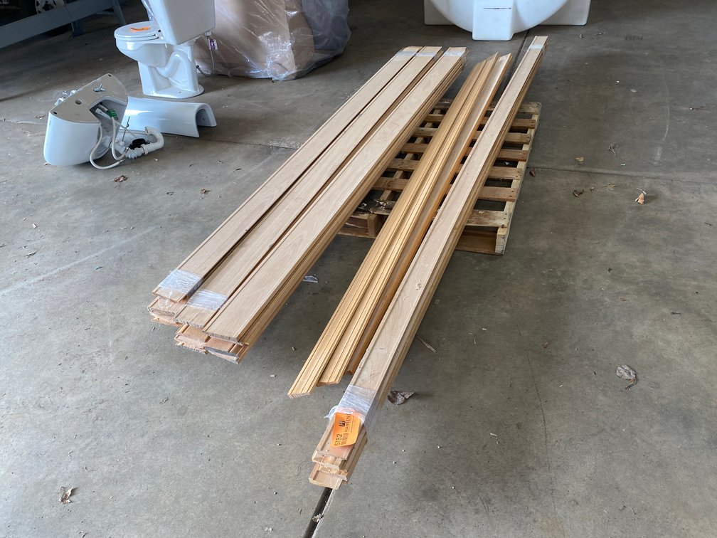 (5) Bundles of Oak Trim
