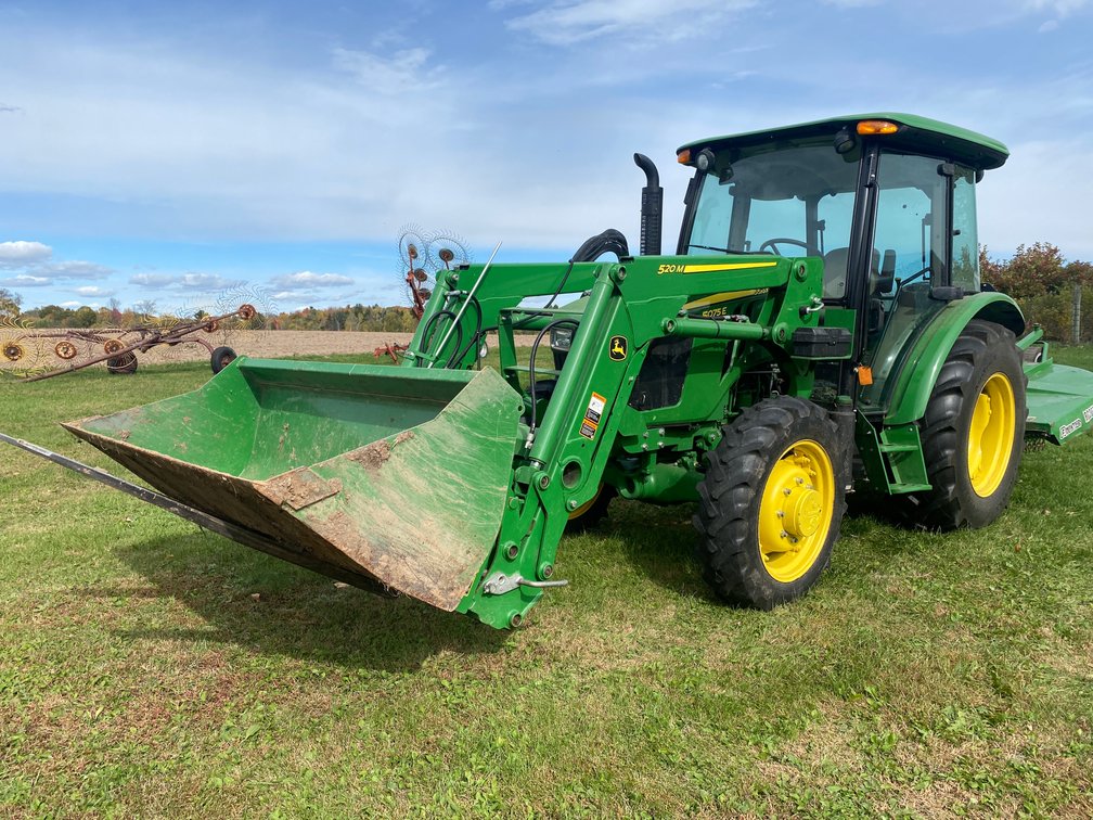 John Deere 5075E Tractor With Loader