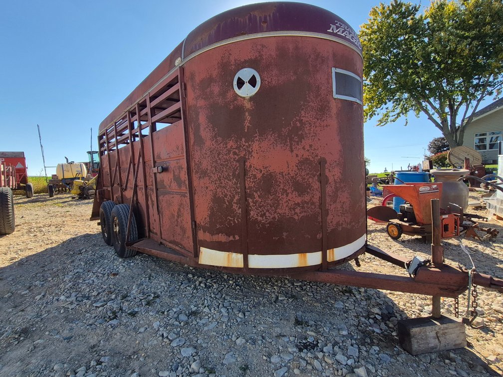 Magic Trail Cattle Trailer
