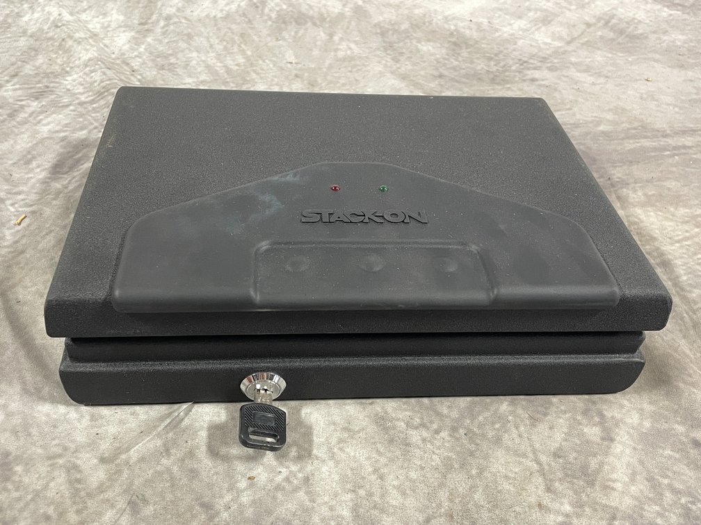 Stack-On Locking Handgun Safe with Key (Neenah, WI)