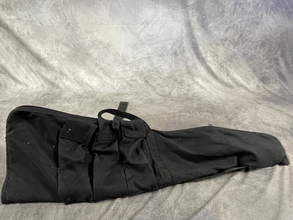 Black Padded Rifle Case (Neenah, WI)