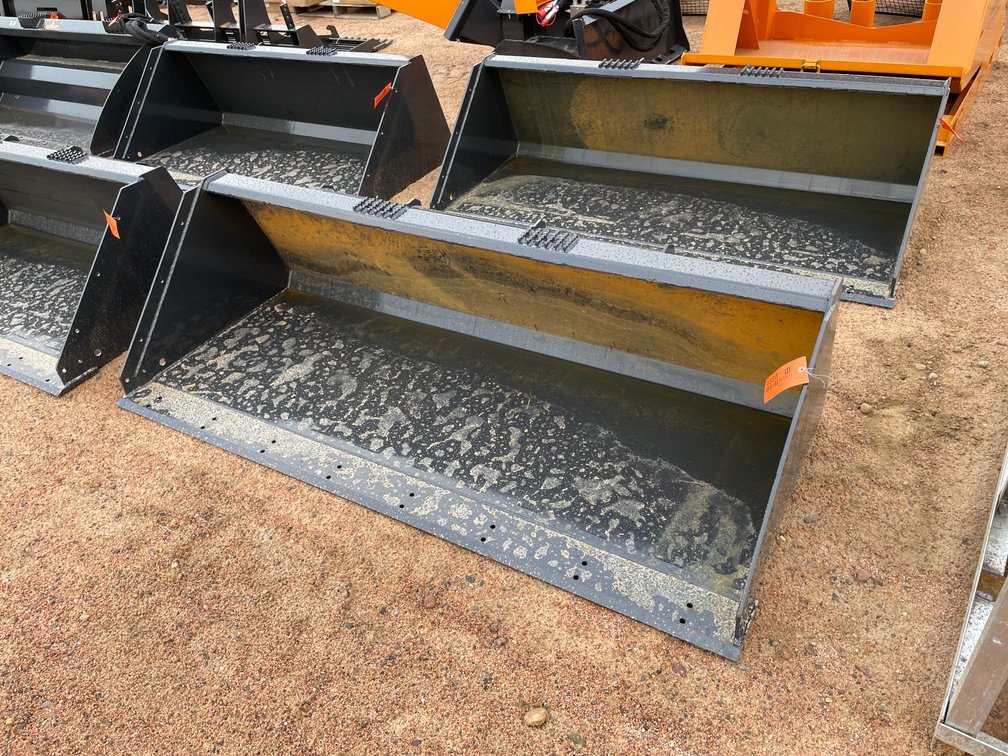 LandHonor 78" Standard Bucket Attachment