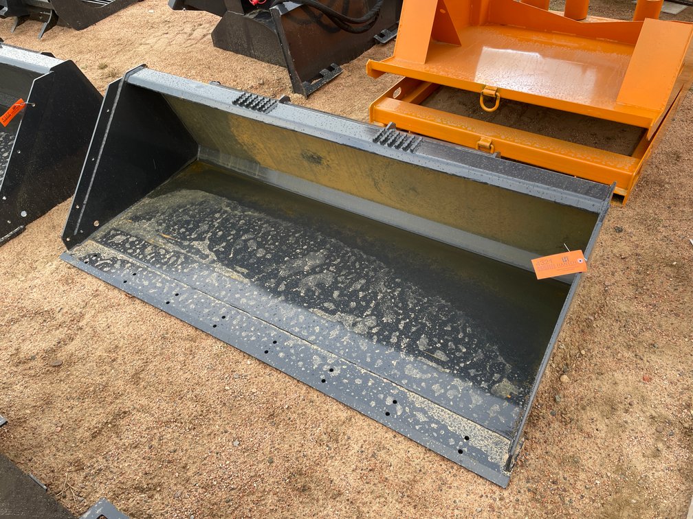 LandHonor 72" Standard Bucket Attachment