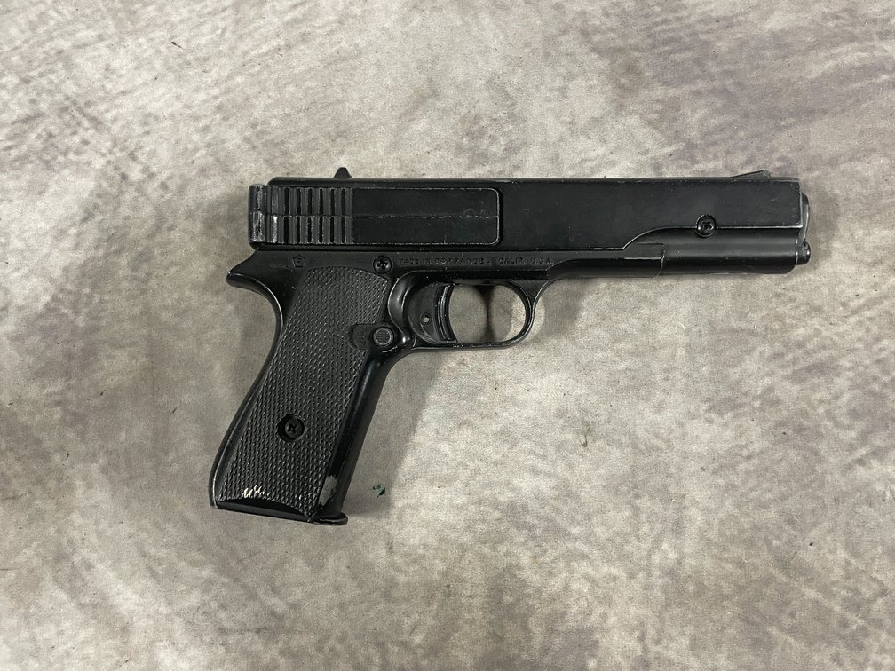 Crosman Repeater BB Gun Pistol (Neenah, WI)