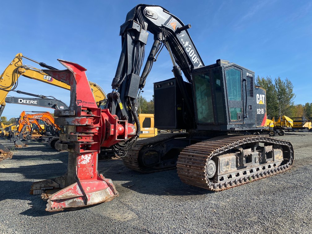 2016 CAT 521B Feller Buncher