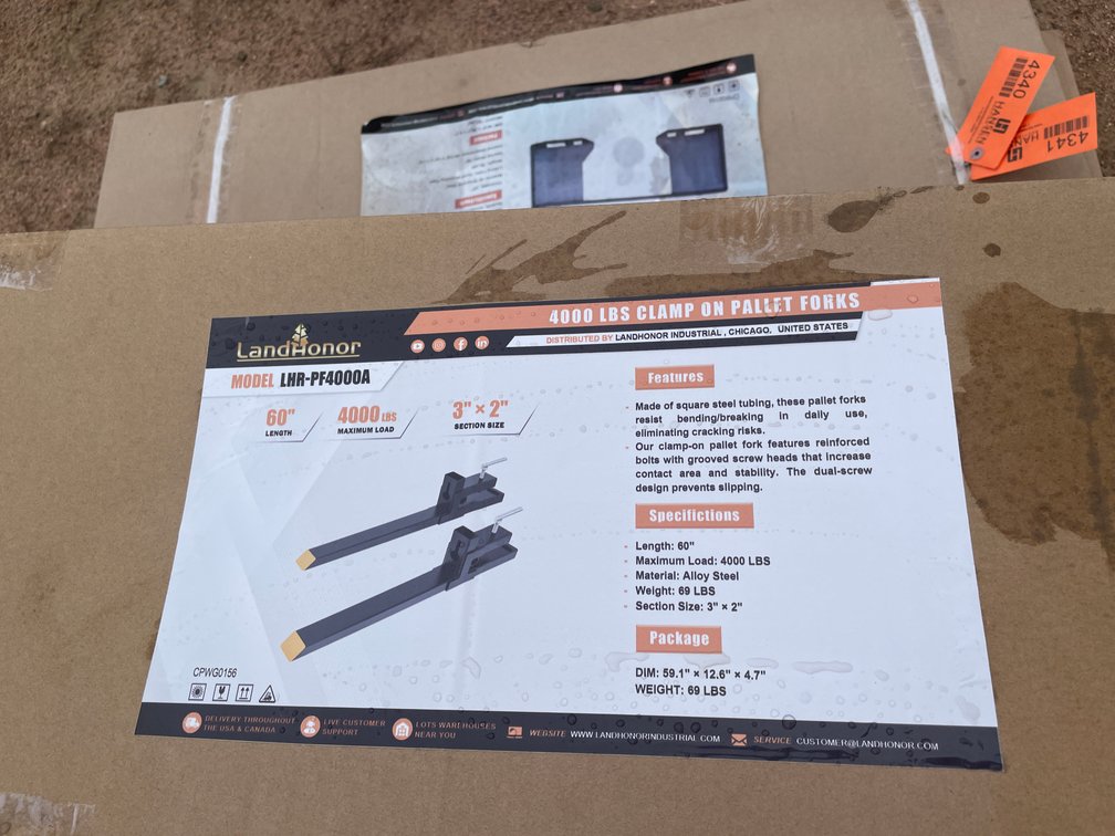 LandHonor 4,000 lb Clamp-On Pallet Forks