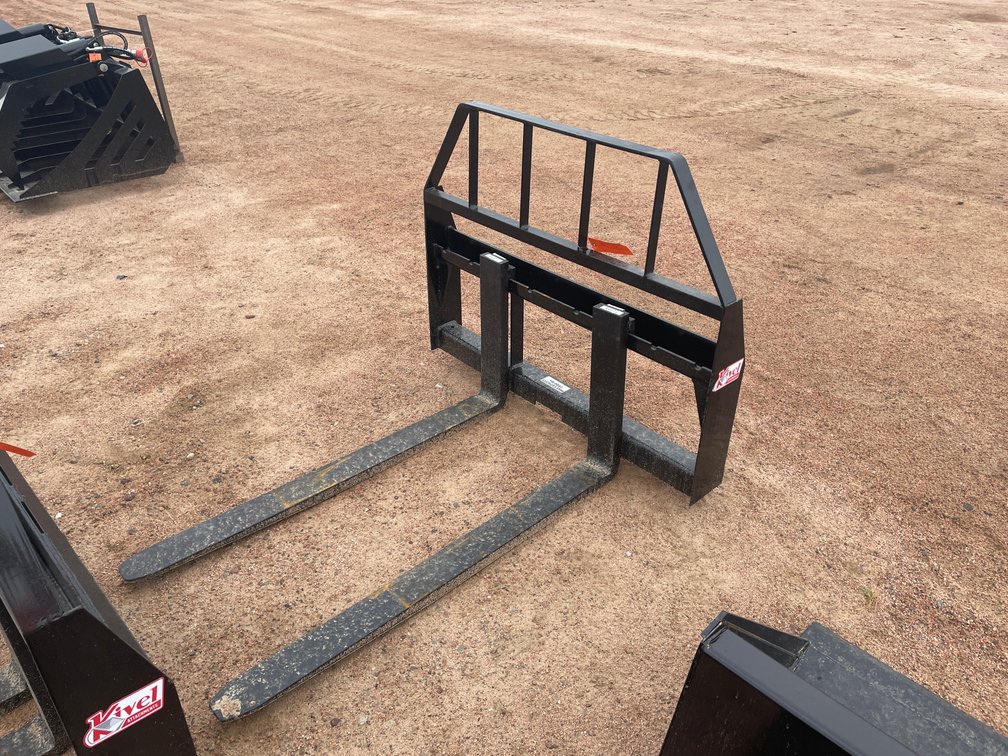 Set of Kivel 3,500lb Pallet Forks