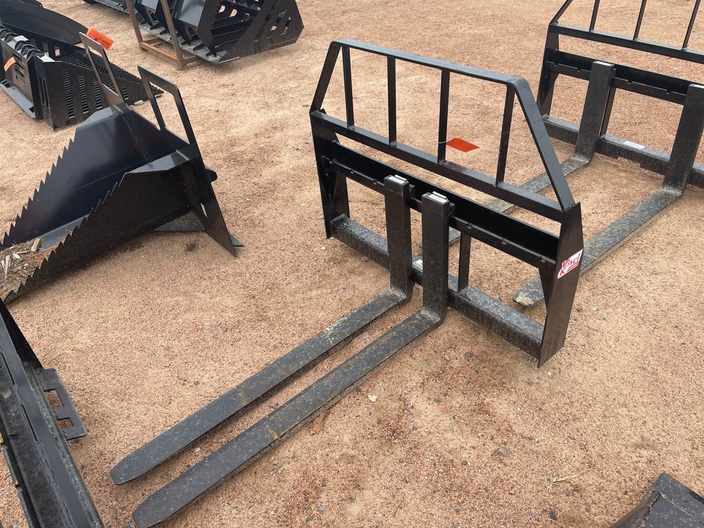 Set of Kivel 3,500lb Pallet Forks