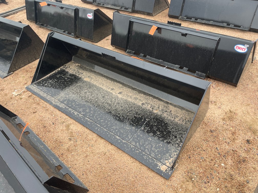 Universal Mount 78" Bucket