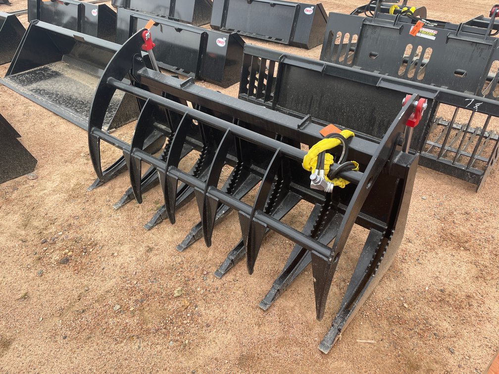 Universal Mount Wildkat Root Rake Grapple