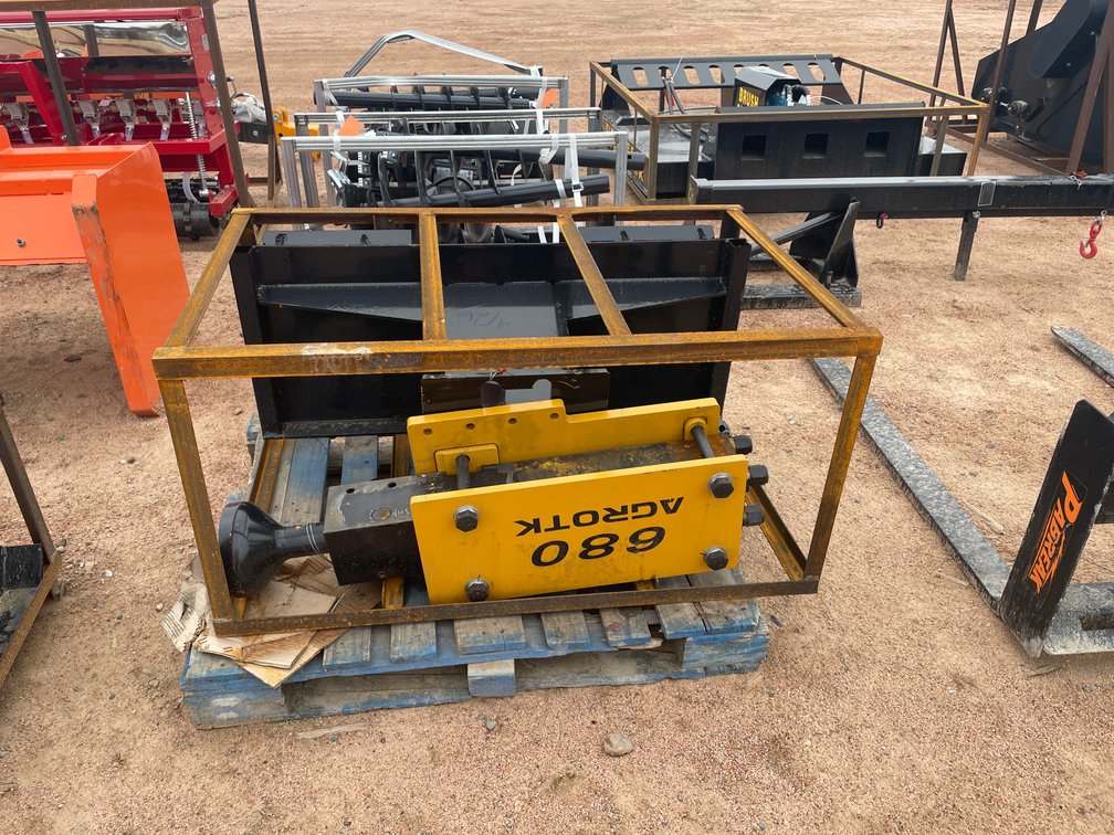 Universal Mount Post Pounder