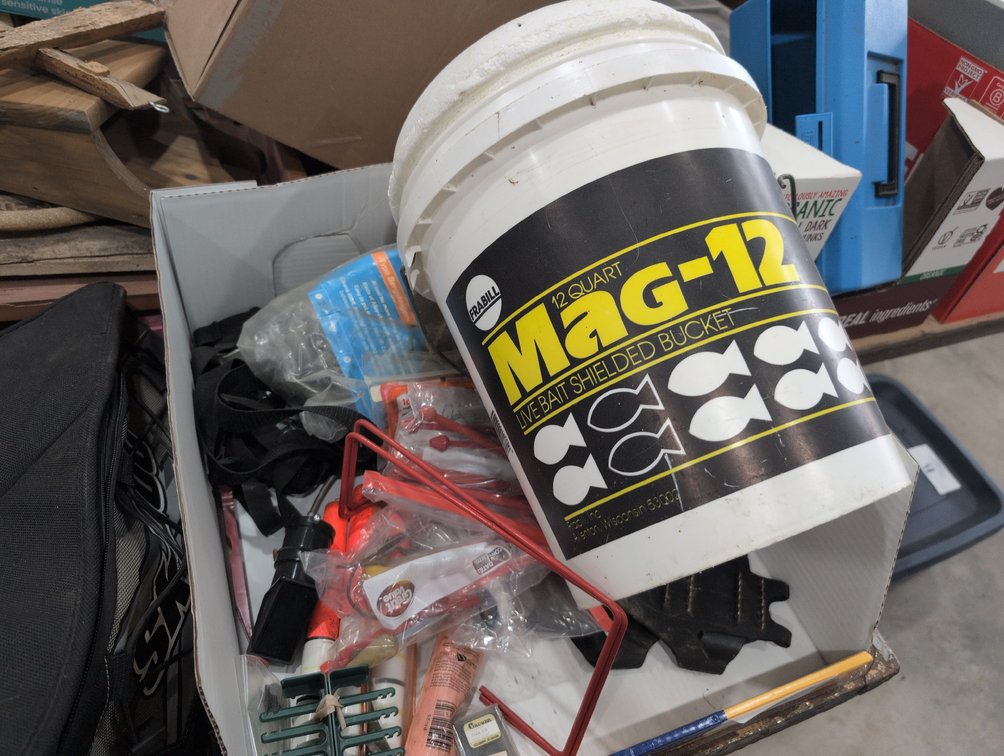 Miscellaneous Ice Fishing Gear