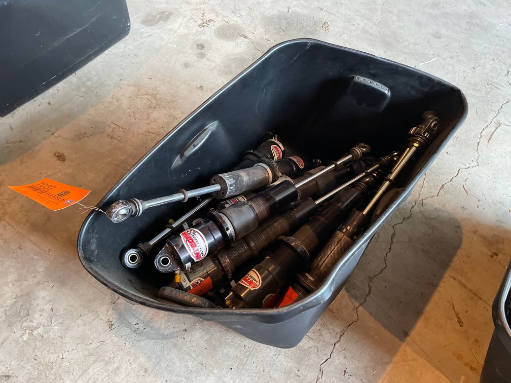 Integra Racing Shock Absorbers in Plastic Tub