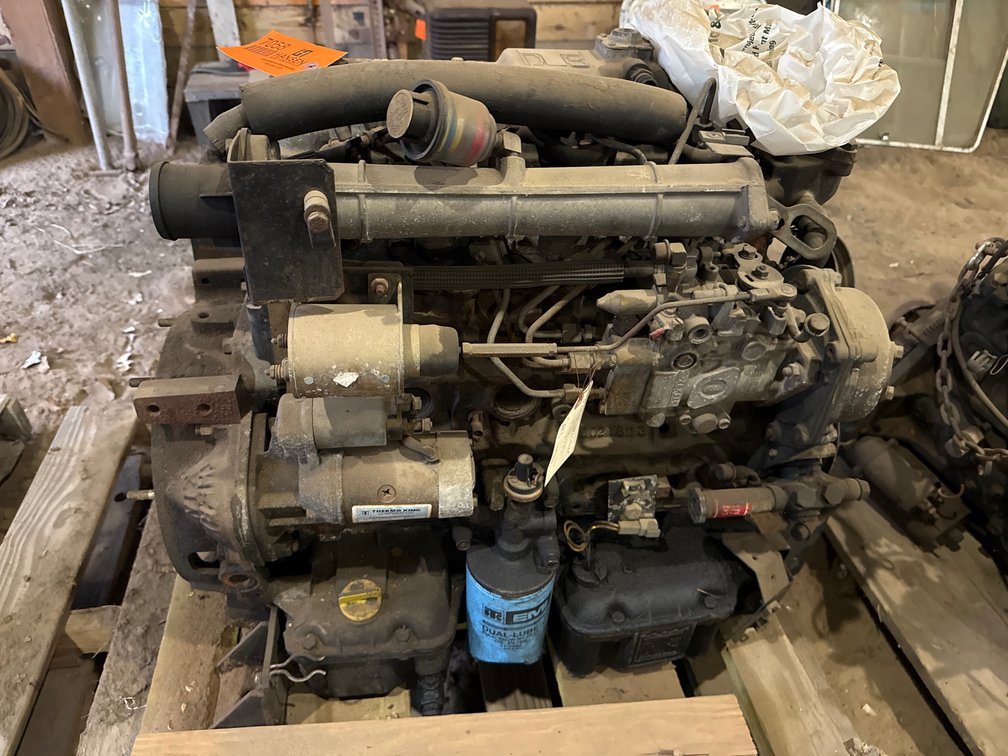 (1) Thermo King Isuzu D201 Diesel Engine