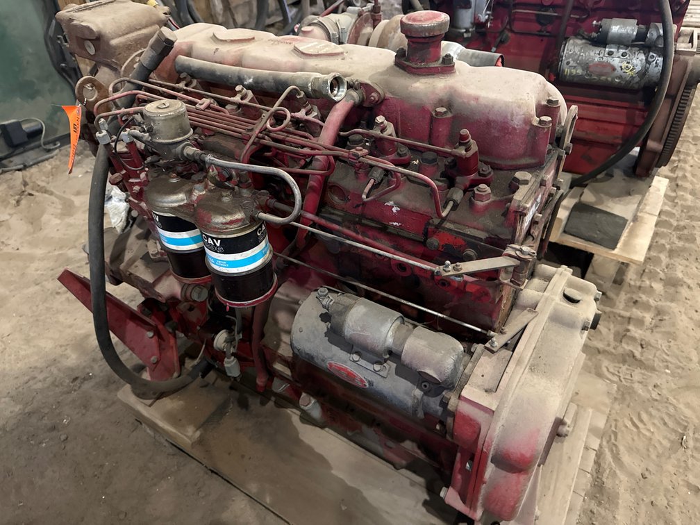 (1) Turbocharged Inline Diesel Engine