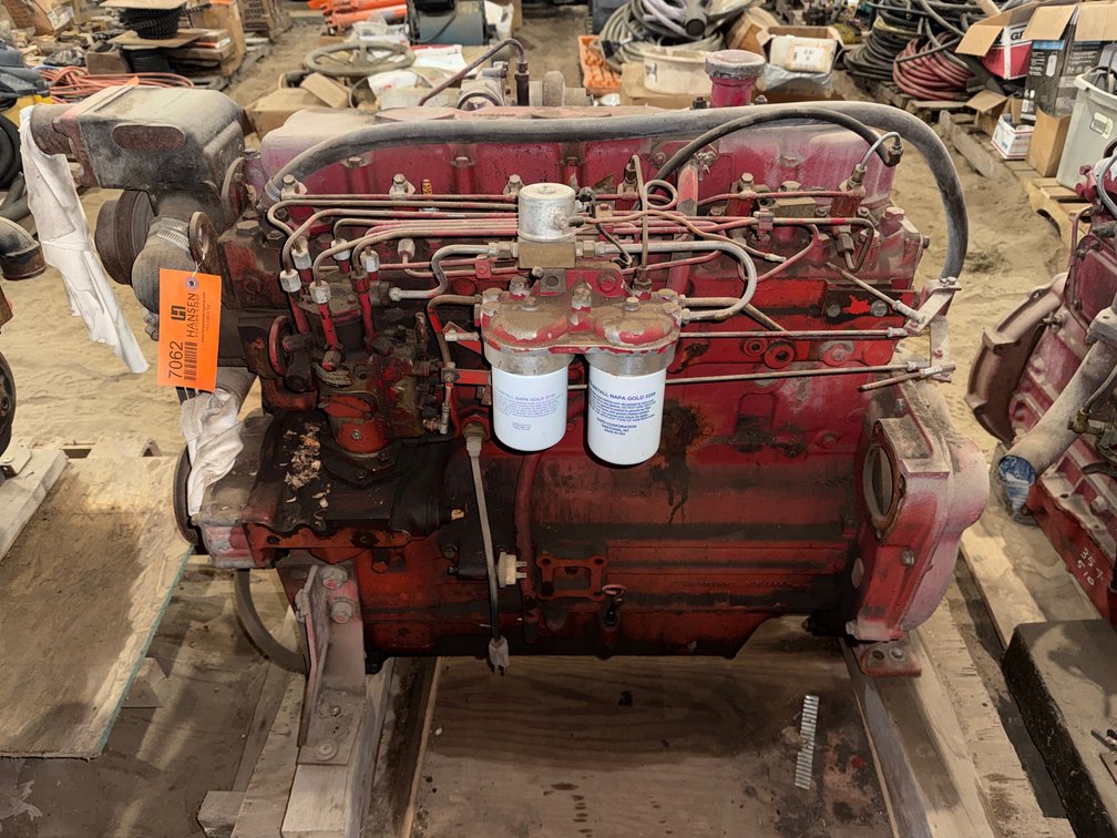 (1) Turbocharged Inline 6 Cylinder Diesel Engine