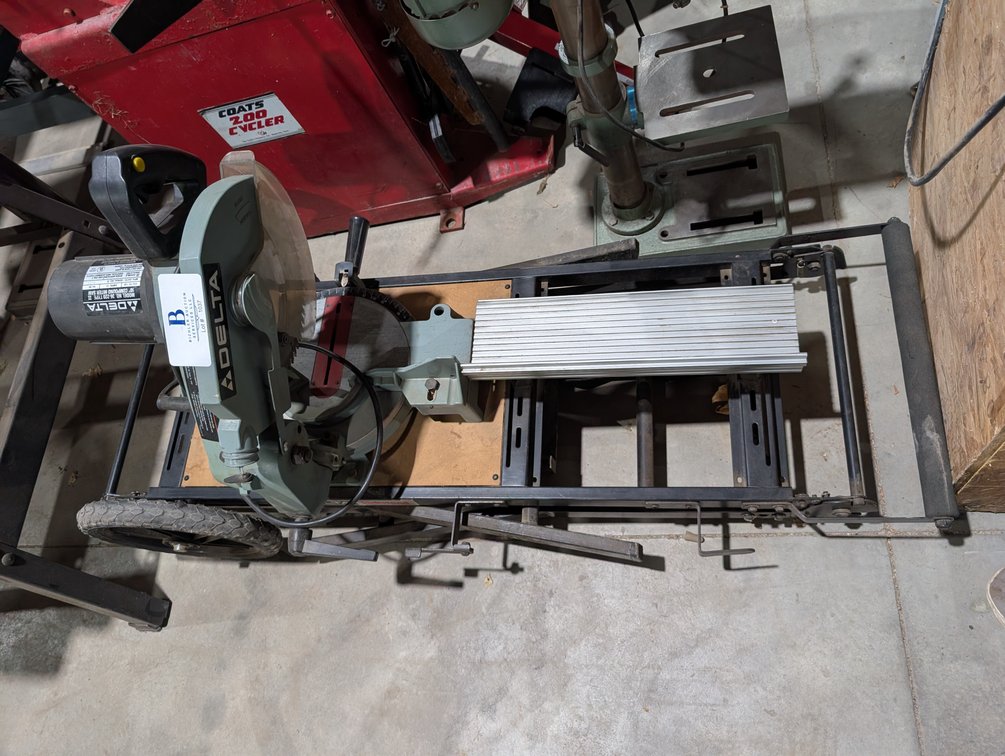 Delta 10" Compound Miter Saw