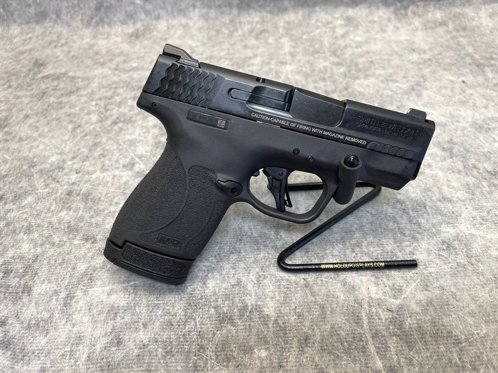 Smith & Wesson M+P 9 Shield, 9mm Handgun, SN: JLJ1586, (Princeton, MN)
