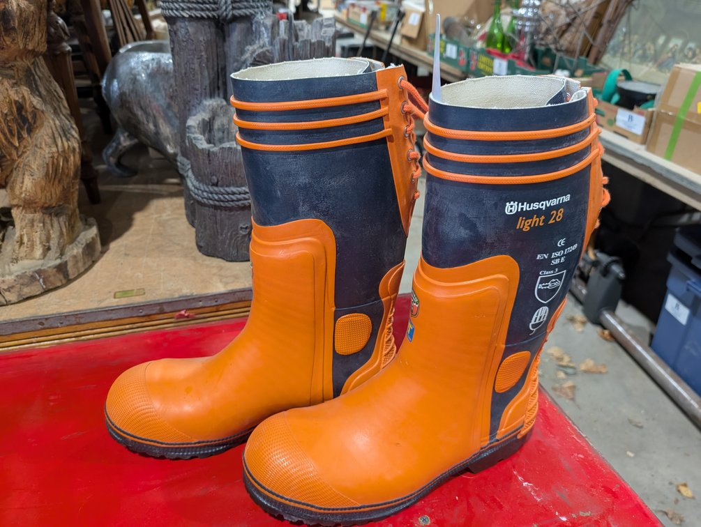 Husqvarna Light 28 Boots
