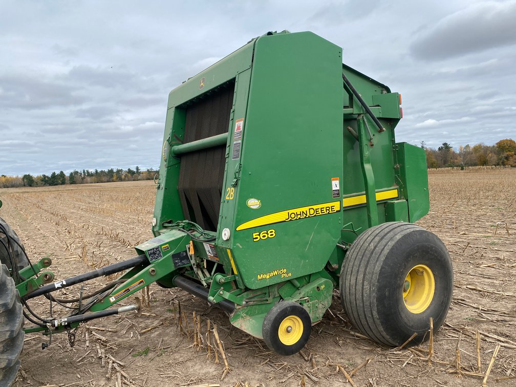 2009 John Deere 568 Megawide Plus Round Baler
