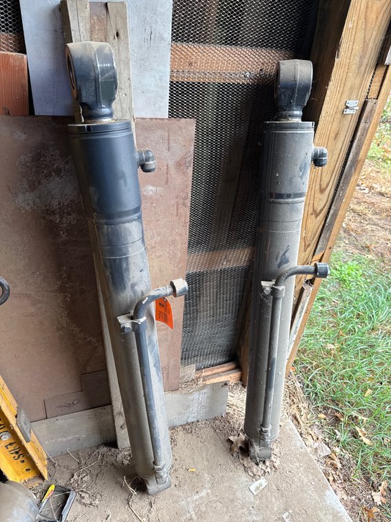 (2) 57" Hydraulic Cylinders