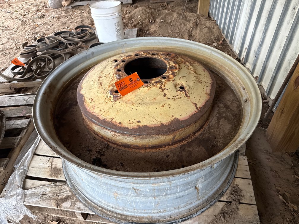 (1) Tractor Wheel Rim with Yellow Center Dish