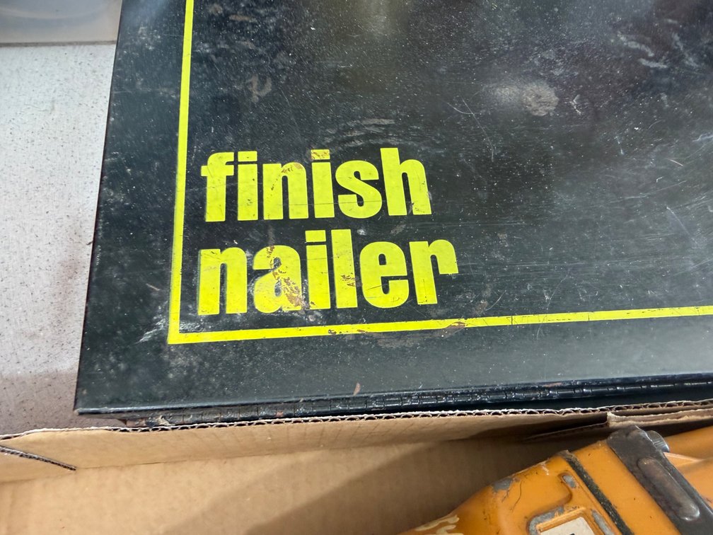 Stanley Bostitch Finish Nailer