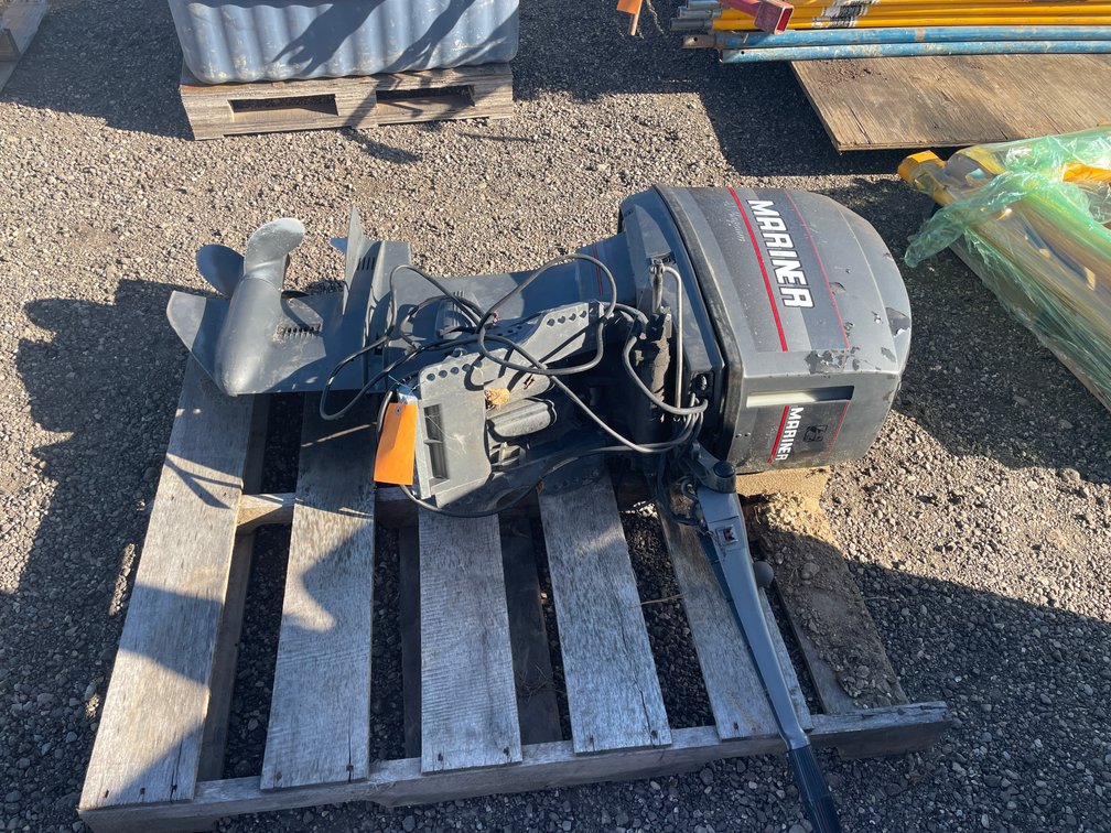 Mercury Mariner 40hp Tiller Boat Motor