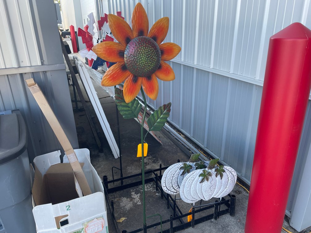 Metal Sunflower Spinner Stake