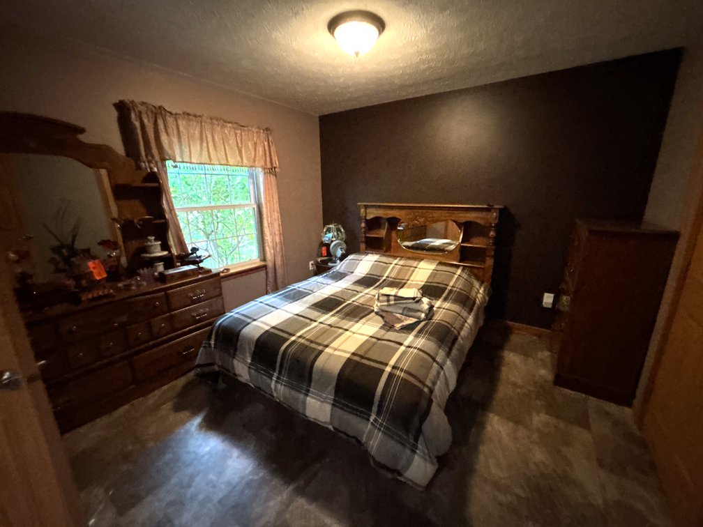 Full Sized Bedroom Set