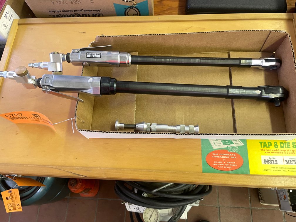 (2) Long Neck Pneumatic Drive Ratchets