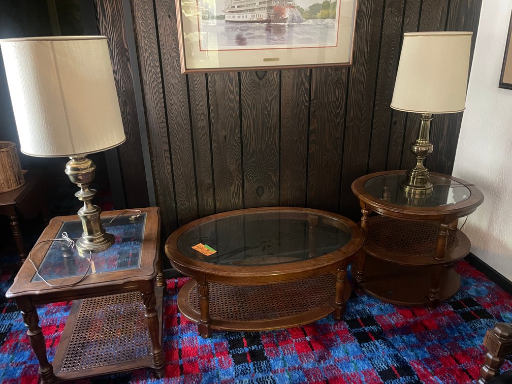 Coffee Table, (2) Side Tables, and (2) Lamps