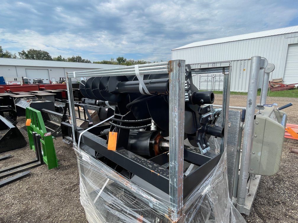 Auger Attachment with Bits