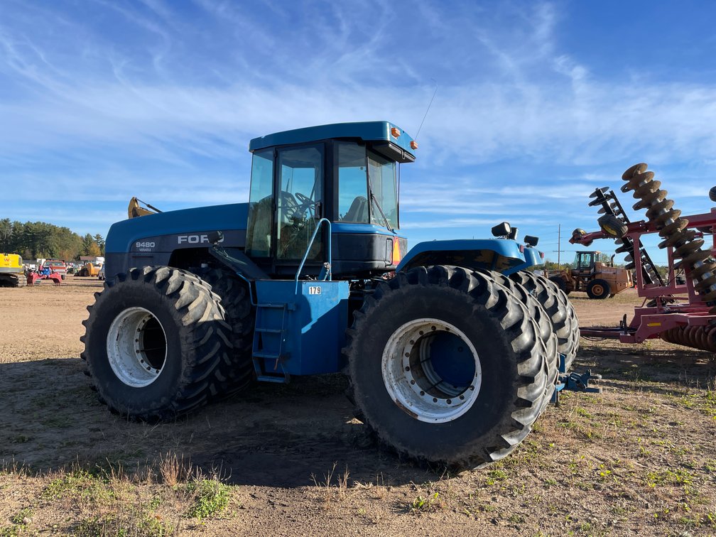 1994 Ford 9480 Versatile Tractor