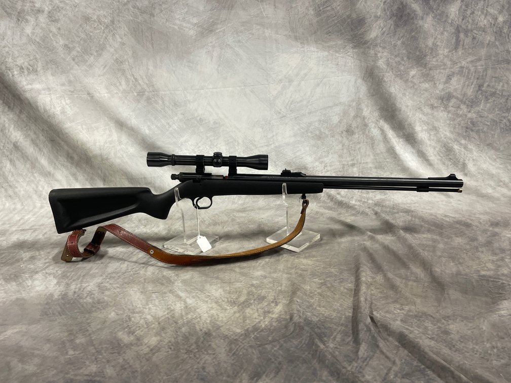 Knight Black Powder Rifle (Neenah, WI)
