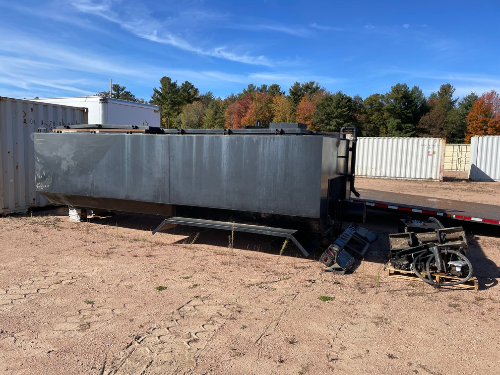Distributor Tank