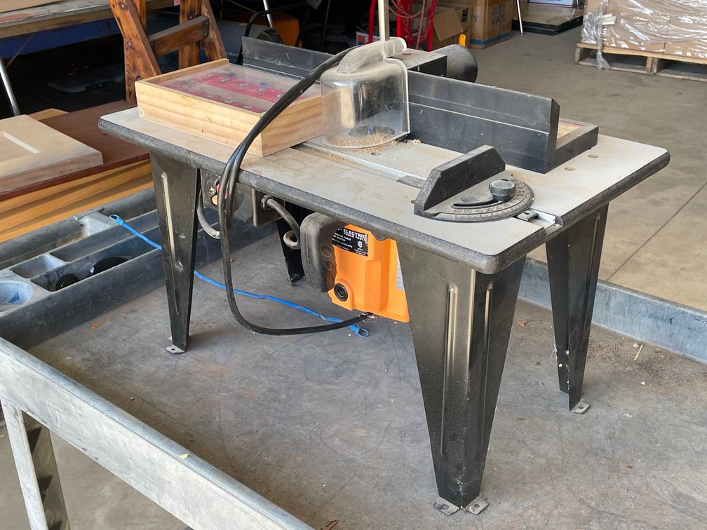 Chicago Electric Power Router Table