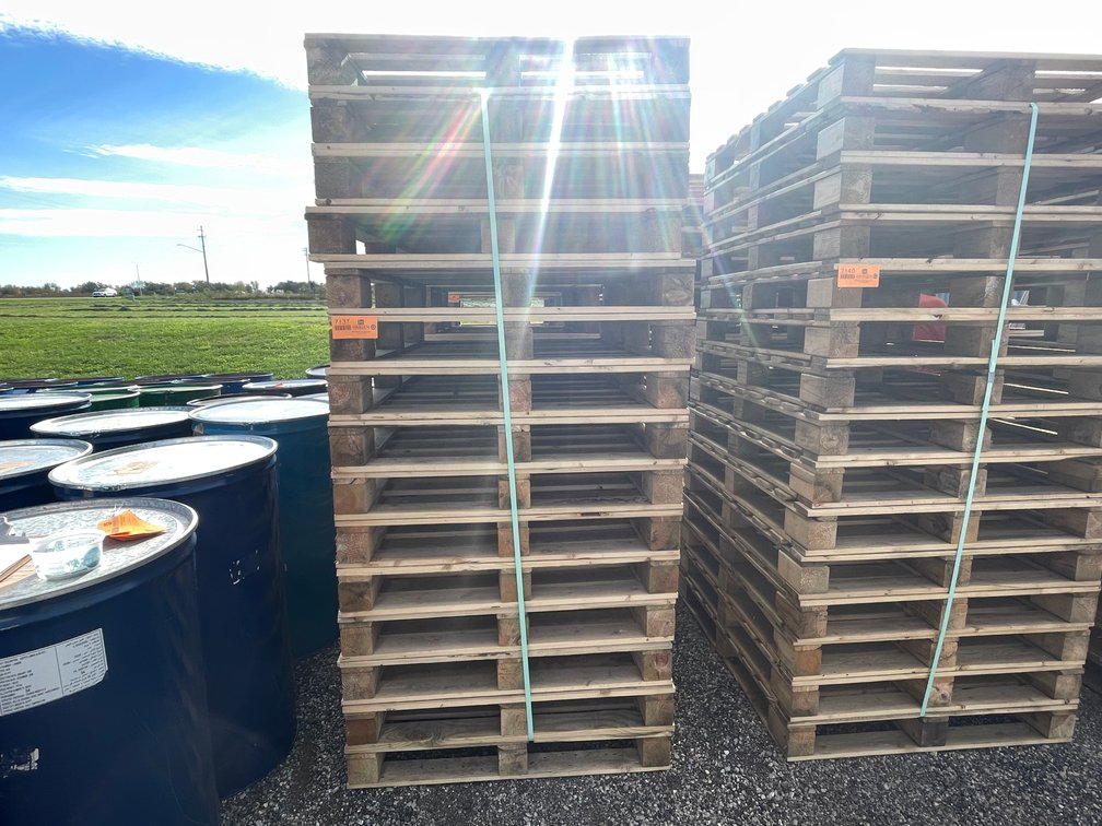 (15) Wooden Pallets